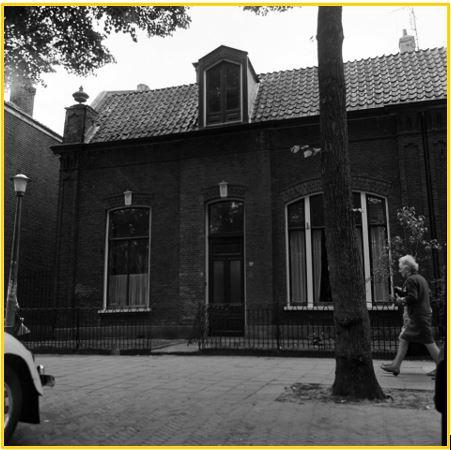 Het pand aan de Groest 86. Foto van 26 mei 1970. Collectie SAGV, Fotocollectie Stedebouwkundige Dienst gemeente Hilversum, bestandsnr. SAGV032.3, itemnr. 304.