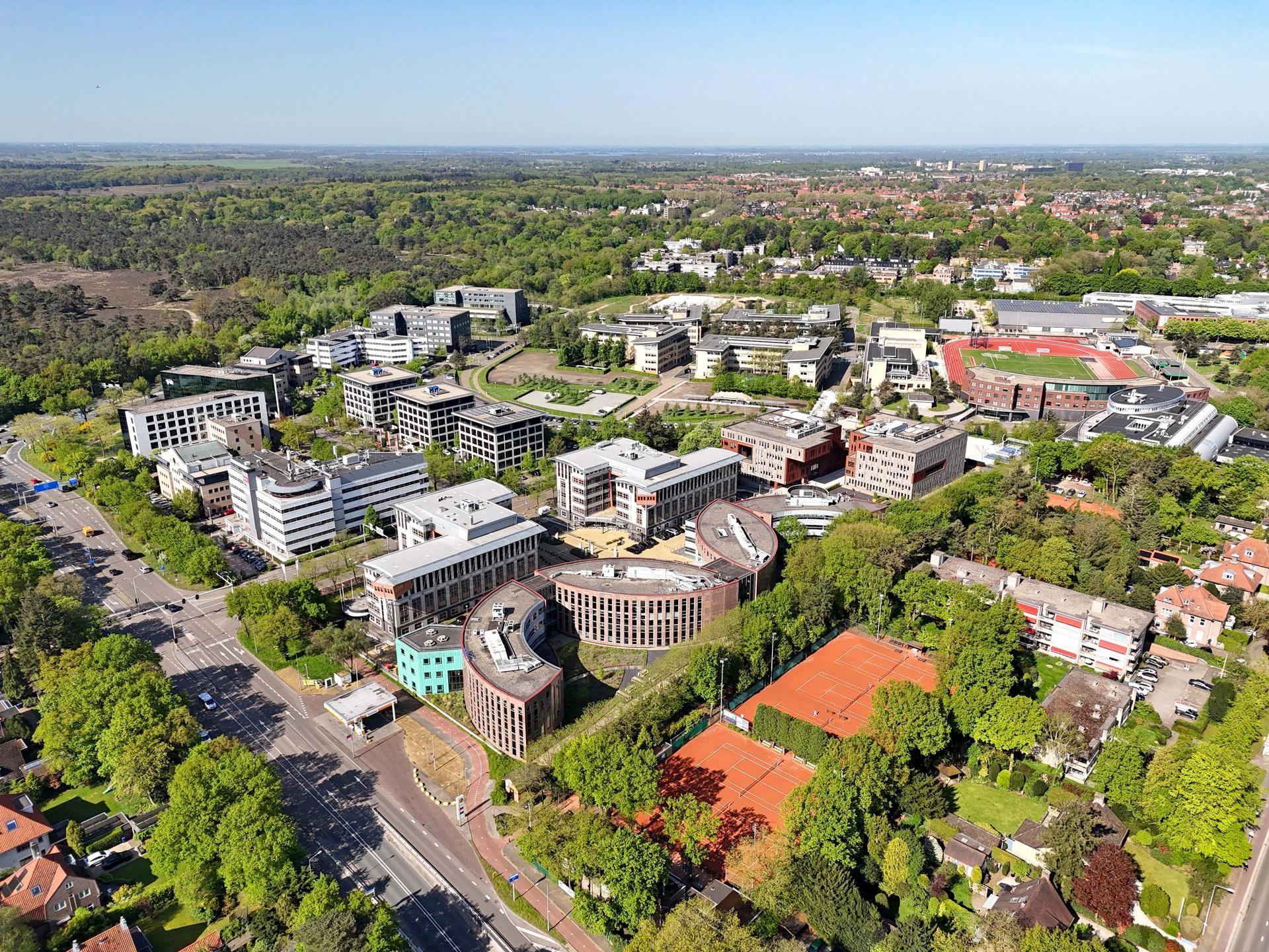 Luchtfoto Arenapark