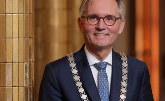 Burgemeester Gerhard van den Top