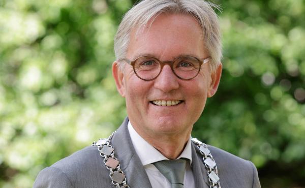 Burgermeester Gerhard van den Top